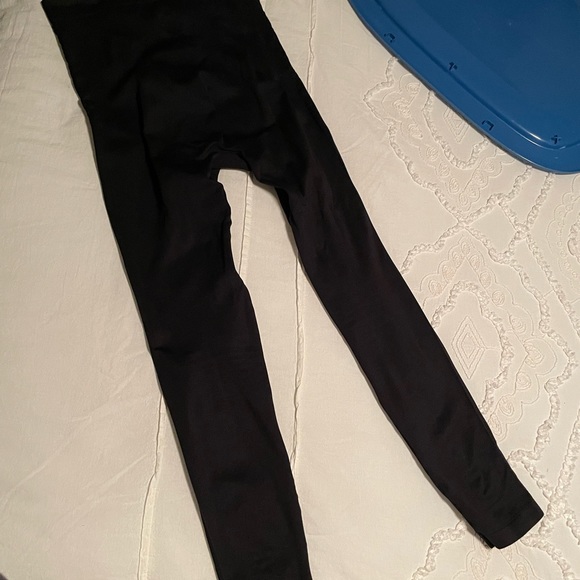 BLANQI size small maternity support leggings - Picture 3 of 3